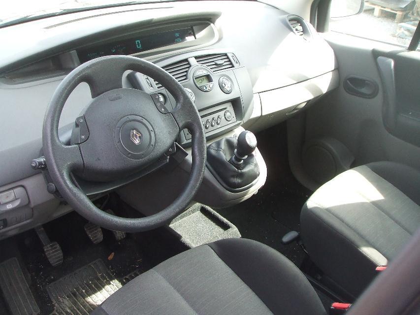Image Reservoir - RENAULT SCENIC 2
