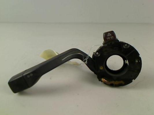 Commodo phare VOLKSWAGEN POLO 3 PHASE 1 Essence - 1