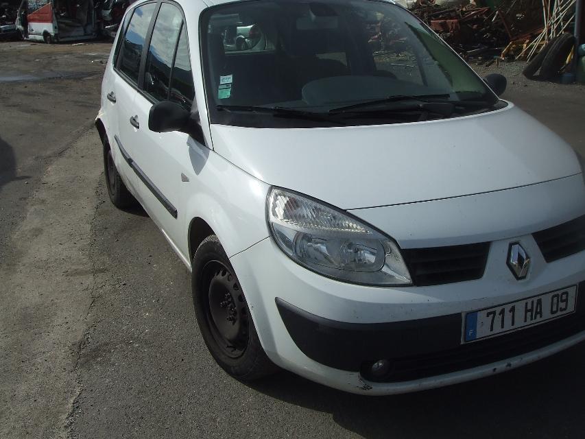 Image Reservoir - RENAULT SCENIC 2