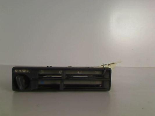 Commande chauffage VOLKSWAGEN JETTA 1 Essence - 1