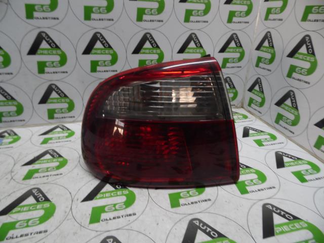 Feu arriere secondaire gauche (feux) SEAT TOLEDO 2 Diesel - 1