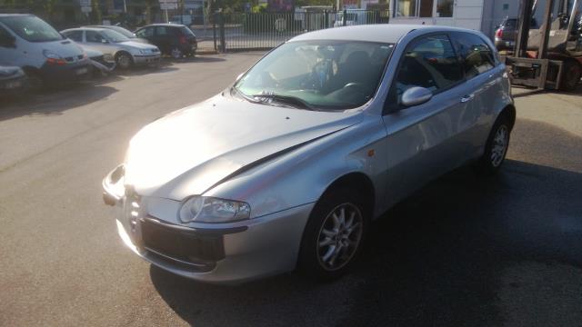 Image Feu arriere principal gauche (feux) - ALFA ROMEO 147