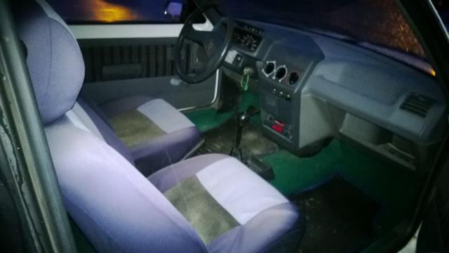 Image Verin de coffre - PEUGEOT 205