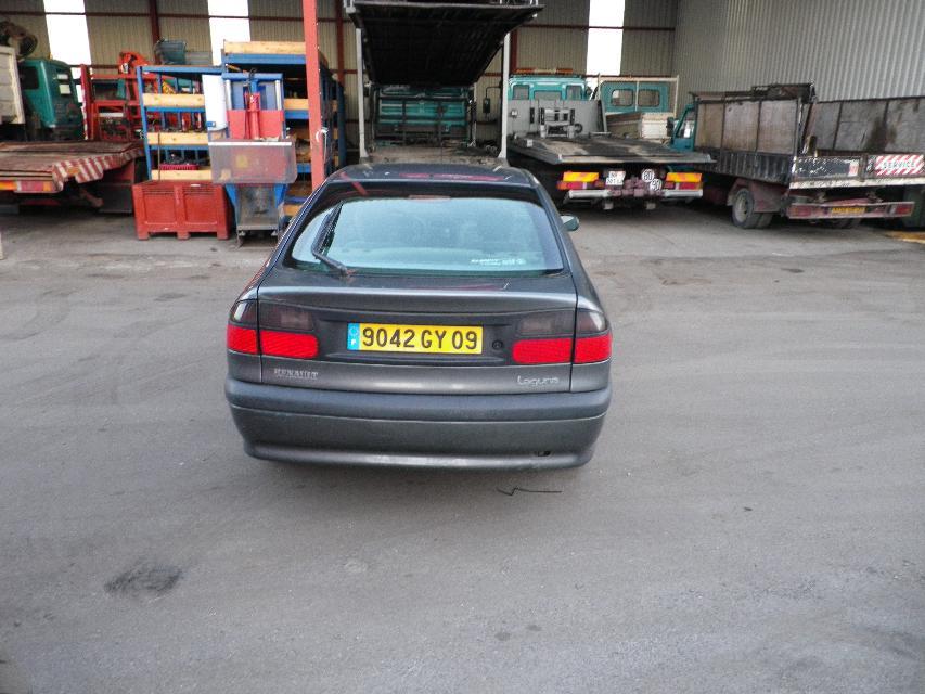 Image Porte avant droit - RENAULT LAGUNA 1