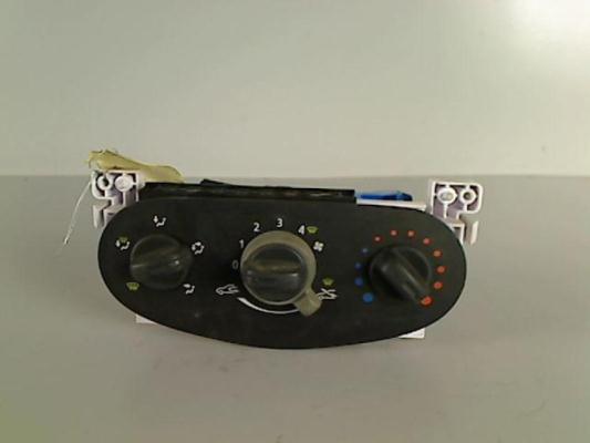 Commande chauffage DACIA SANDERO 1 Essence - 1