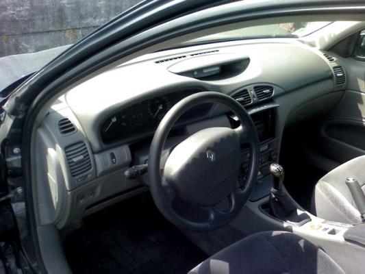 Calandre RENAULT LAGUNA 2 PHASE 2 Essence - 1