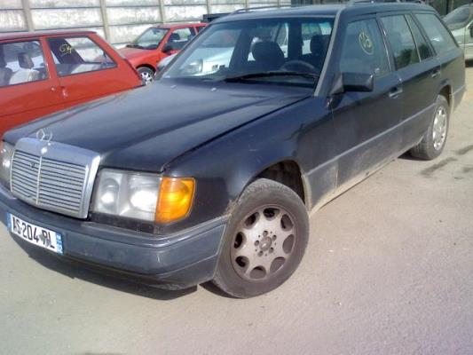 Capot MERCEDES 250 T124 PHASE 1 BREAK Diesel - 1
