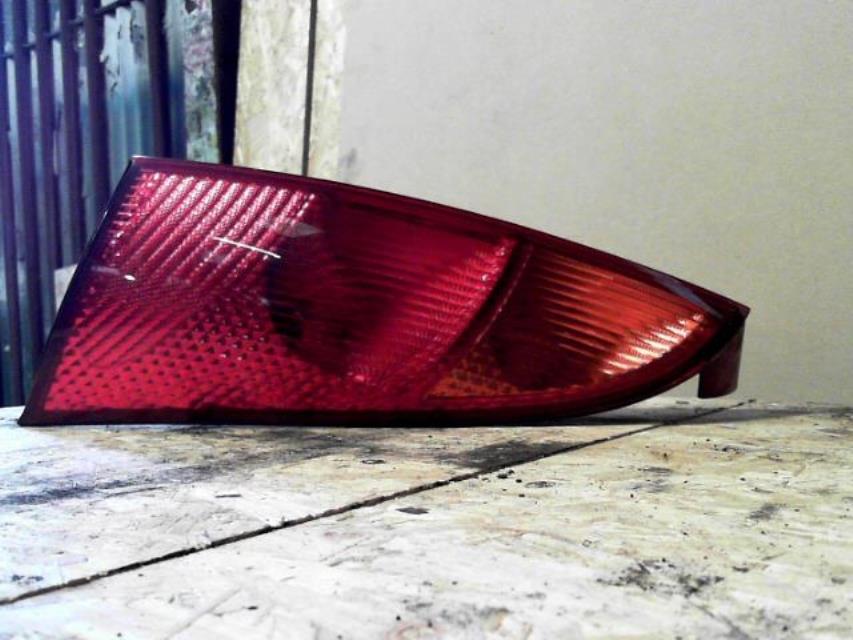 Platine feu arriere gauche FORD FOCUS 1 Diesel - 1