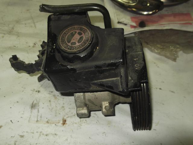 Pompe de direction PEUGEOT 206 PHASE 1 Essence - 1