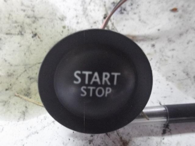 Bouton/Interrupteur RENAULT MEGANE 2 PHASE 1 Diesel - 1