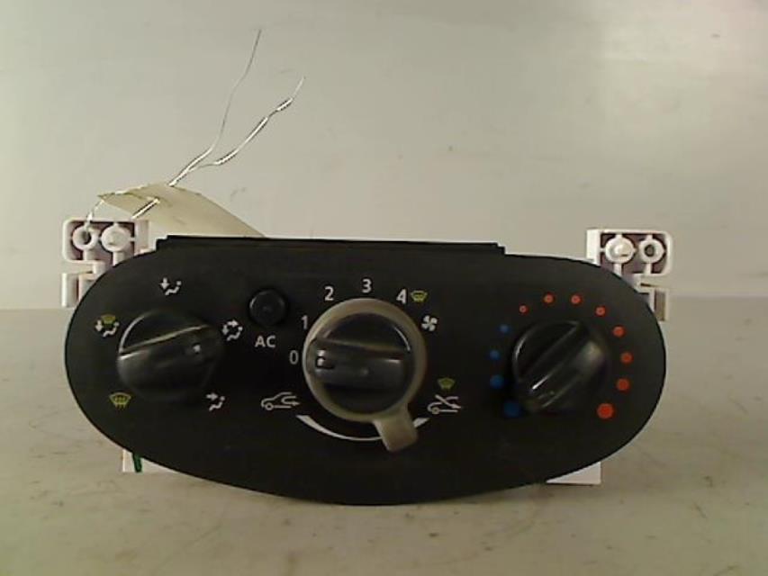 Commande chauffage DACIA SANDERO 1 Diesel - 1