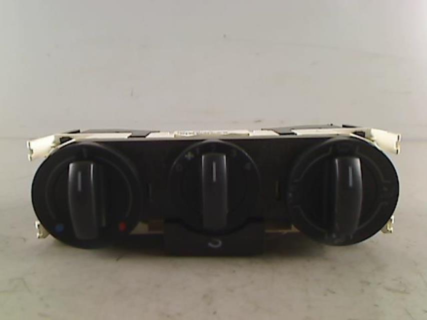 Commande chauffage VOLKSWAGEN POLO 4 PHASE 1 Essence - 1