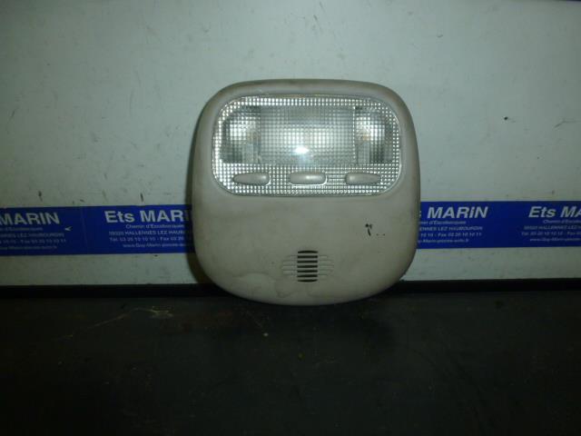 Eclairage de plafonnier PEUGEOT 407 PHASE 1 Diesel - 1