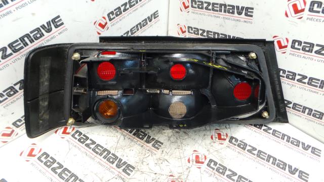 Image Feu arriere principal droit (feux) - PEUGEOT 405