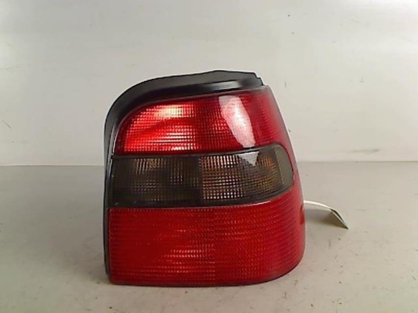 Fanale posteriore principale destro (luci) SKODA FELICIA PHASE 1 BREAK Diésel - 1