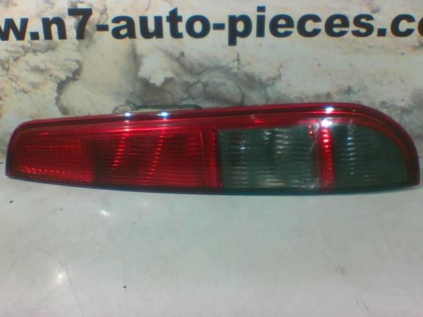 Fanale posteriore principale destro (luci) FORD FOCUS 2 PHASE 1 BREAK Diésel - 1