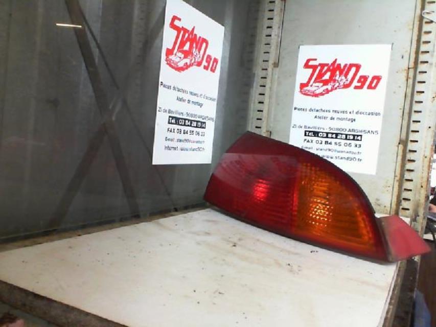 Fanale posteriore principale sinistro (luci) FORD FOCUS 1 Gasolina - 1