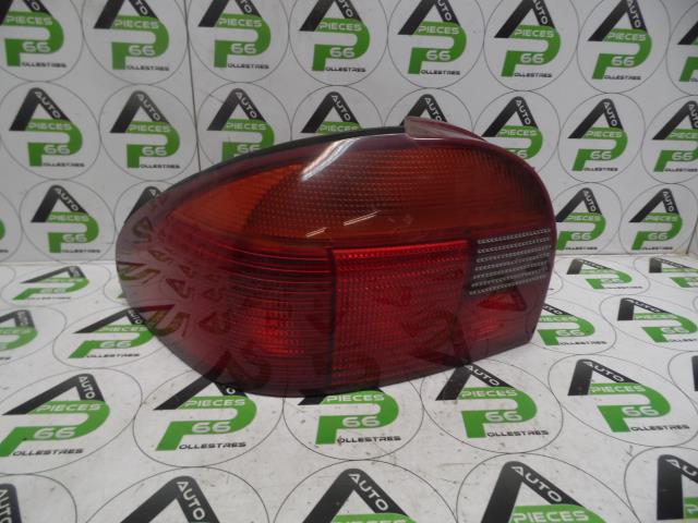 Fanale posteriore principale sinistro (luci) FORD MONDEO 1 PHASE 1 Diésel - 1