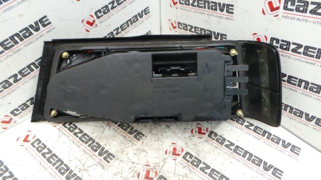 Image Feu arriere principal gauche (feux) - PEUGEOT 405