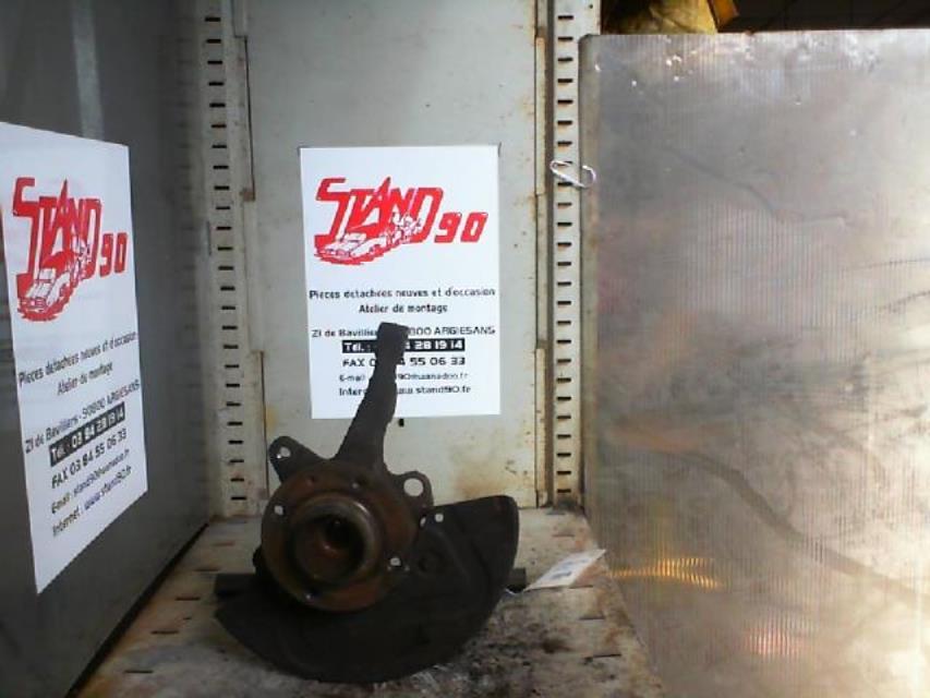 Mozzo anteriore sinistro VOLKSWAGEN GOLF 4 CABRIOLET Gasolina - 1
