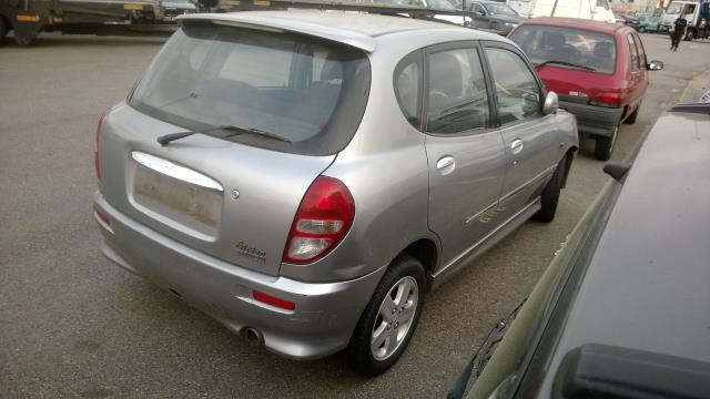 Image Commodo - DAIHATSU SIRION 1