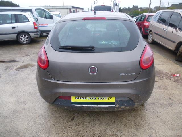 Image Retroviseur droit - FIAT BRAVO 2