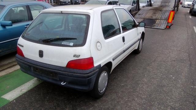 Image Feu arriere principal droit (feux) - PEUGEOT 106