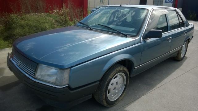 Image Feu arriere principal droit (feux) - RENAULT R25