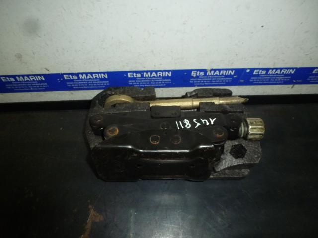 Cric (Ensemble depannage) RENAULT LAGUNA 1 PHASE 1 Essence - 1