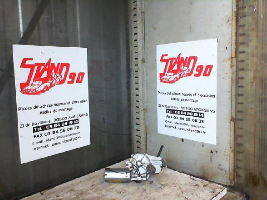 Motore tergicristallo posteriore VOLKSWAGEN POLO 3  - 1