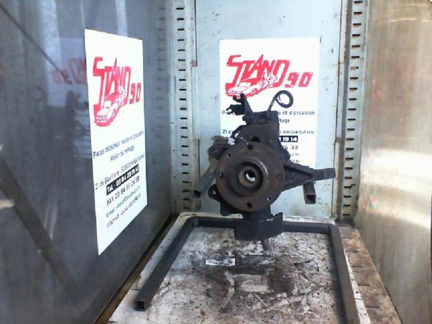 Mozzo anteriore sinistro CITROEN XANTIA PHASE 2 BREAK  - 1