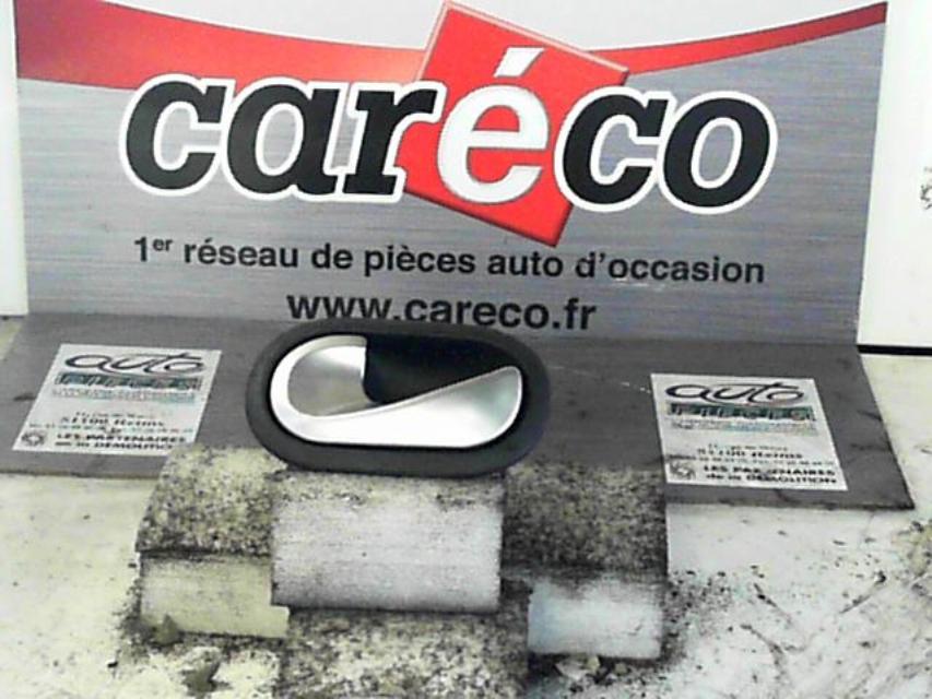 Poignee interieur arriere gauche RENAULT MEGANE 2 PHASE 1 Diesel - 1