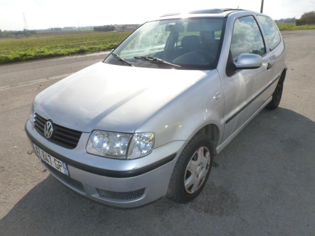 Face avant VOLKSWAGEN POLO 3 PHASE 2 Essence - 1