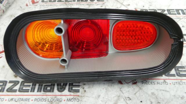 Image Feu arriere principal droit (feux) - RENAULT R4