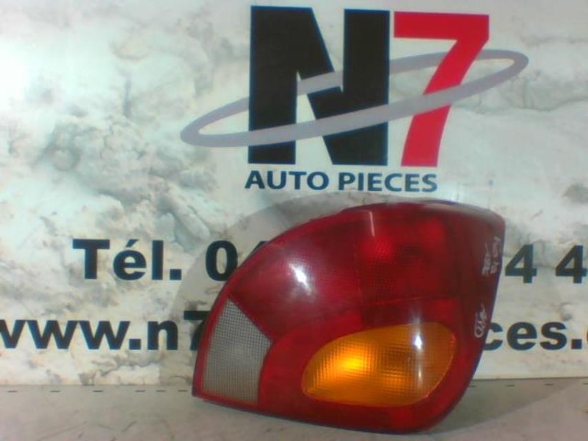 Fanale posteriore principale destro (luci) FORD FIESTA 4 PHASE 1 Diésel - 1