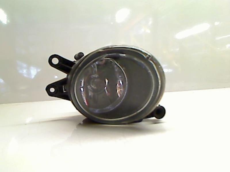 Anti brouillard droit (feux) AUDI A4 1 PHASE 2  - 1