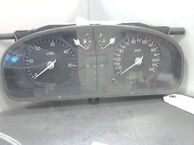 Compteur RENAULT LAGUNA 2 PHASE 1 Diesel - 1