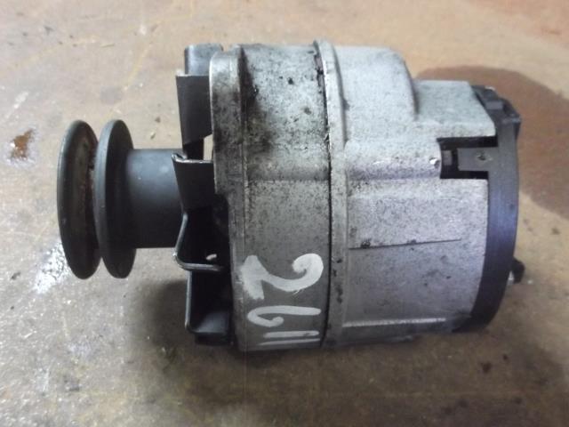 Alternateur VOLKSWAGEN GOLF 1 Essence - 1
