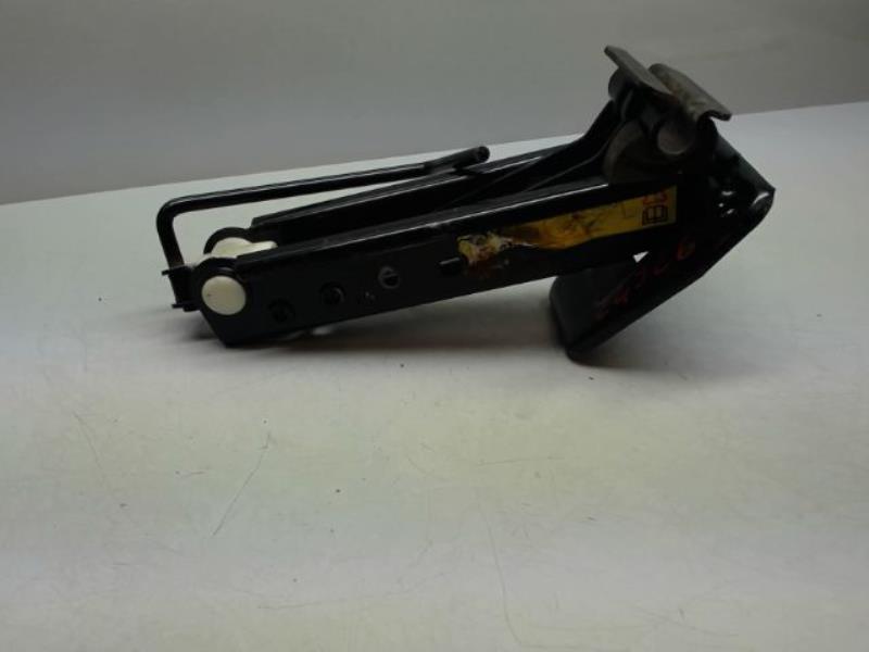 Cric FORD ESCORT 6 BREAK Essence - 1