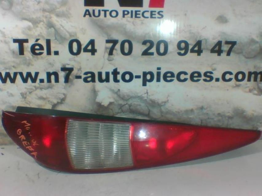 Fanale posteriore principale destro (luci) FORD MONDEO 2 BREAK Diésel - 1