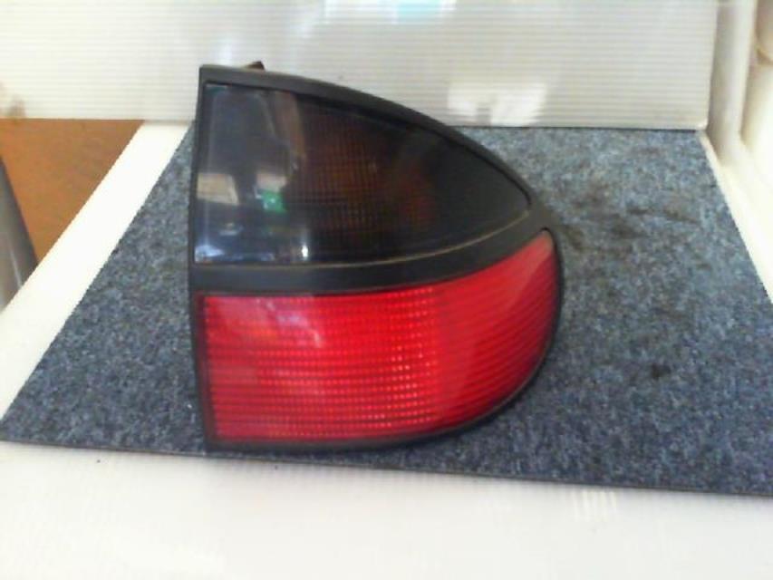 Fanale posteriore principale destro (luci) RENAULT LAGUNA 1 PHASE 1 Diésel - 1