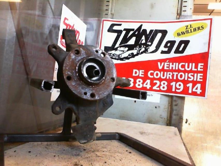 Mozzo anteriore sinistro RENAULT LAGUNA 2 PHASE 1 Gasolina - 1