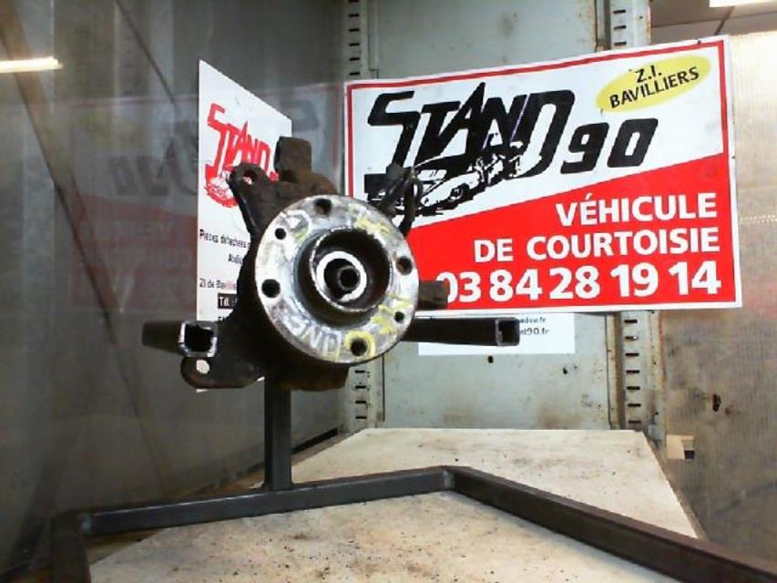 Mozzo anteriore sinistro RENAULT MEGANE 1 PHASE 2  - 1