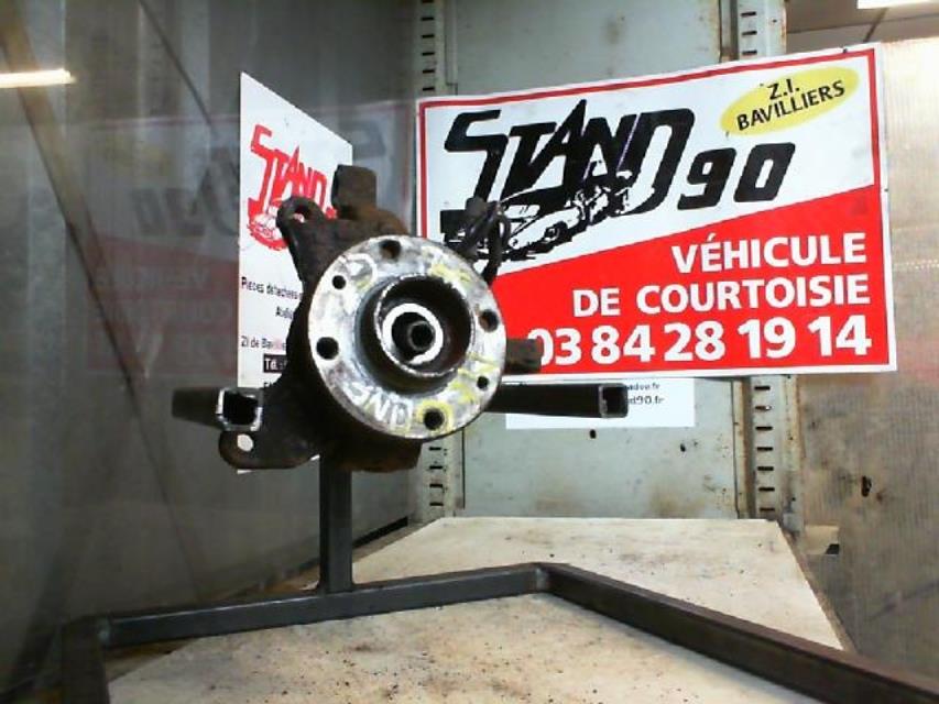 Mozzo anteriore sinistro RENAULT MEGANE 1 PHASE 2  - 1