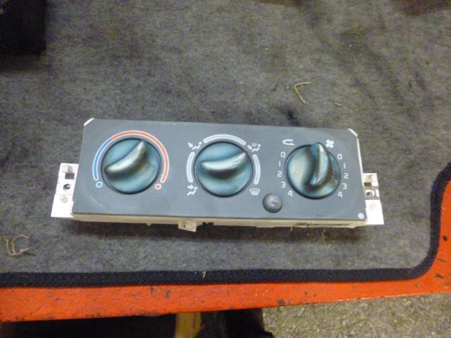 Commande chauffage RENAULT TWINGO 1 PHASE 3 Essence - 1