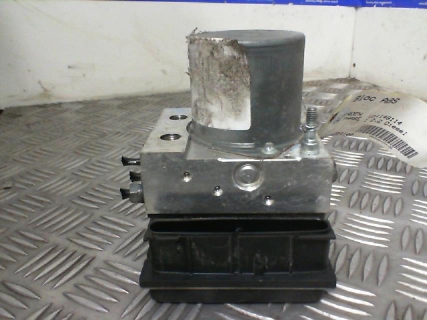 Bloc ABS (freins anti-blocage) CITROEN C8 Diesel - 1
