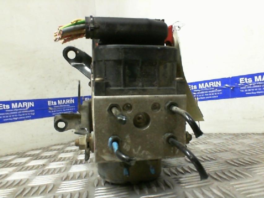 Bloc ABS (freins anti-blocage) CITROEN XSARA PHASE 2 COUPE Essence - 1
