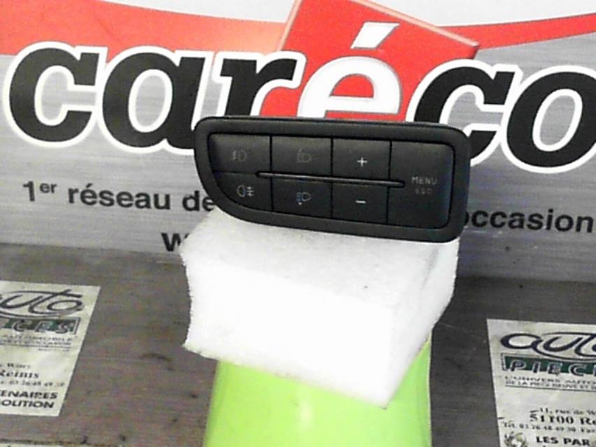 Commande de reglage hauteur de phare PEUGEOT BIPPER Diesel - 1