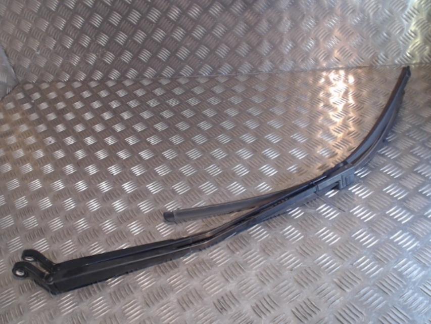 Braccio tergicristallo anteriore PEUGEOT 407 PHASE 1 BREAK Diésel - 1