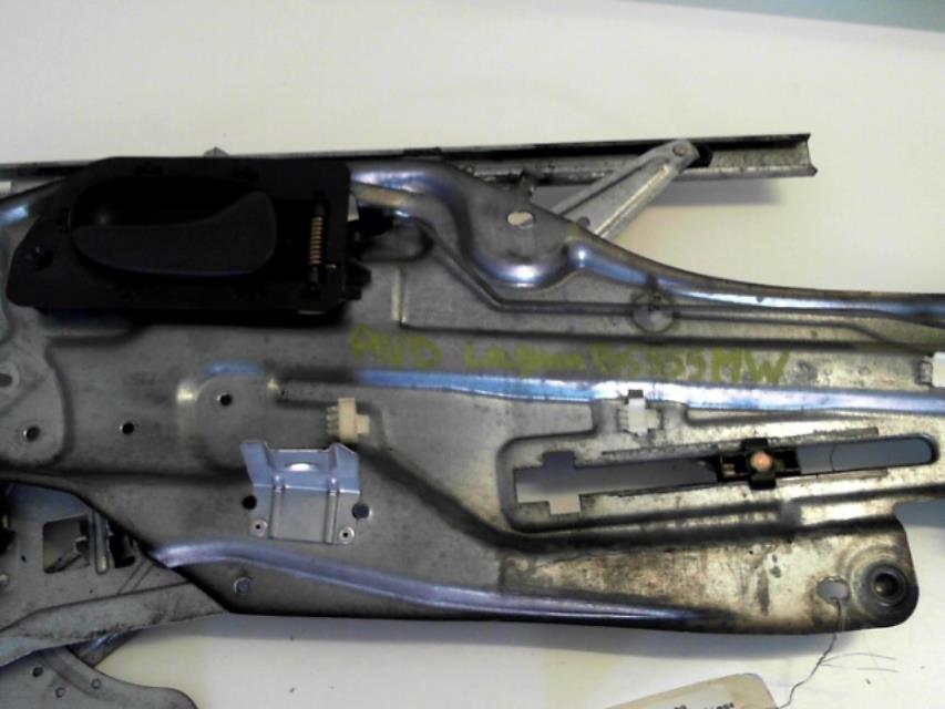 Image Leve vitre electrique avant droit - RENAULT LAGUNA 1